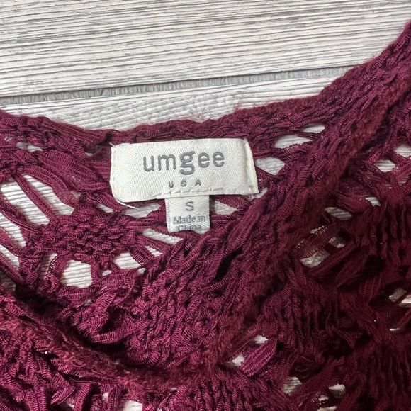 Umgee knit sweater size small, like new, washed on delicate & air dried. - Picture 4 of 7
